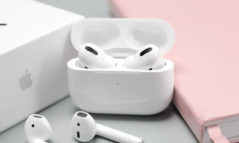 ¿Se puede utilizar el estuche de los AirPods de otra persona?